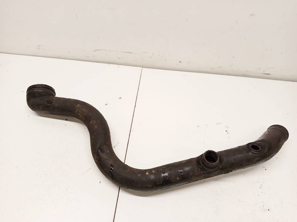 Купити Volkswagen golf патрубок інтеркулер 1991 191145826a