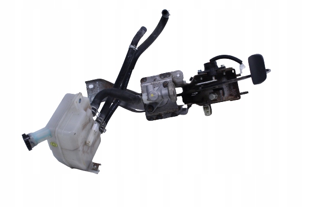 фото №1, Педаль сцепления бачок cabstar maxity 07r.