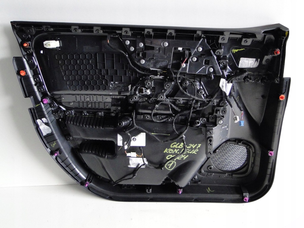 фото №14, Mercedes glb x247 247 обивка обшивка дверь передние правое czerwona nić