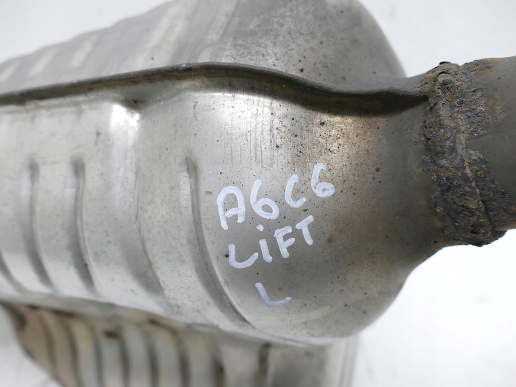 Audi a6 c6 3.0 tfsi гаситель конечный выхлоп правая  4f0253612af Недорого