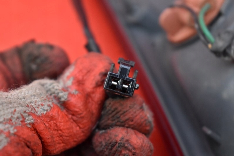 фото №7, Лампа правая задняя задняя верхний 92404-1h3 kia ceed 1 i kombi 07-10