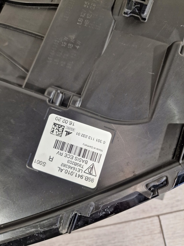 Фара передняя p porsche оригинальный номер 95b941010al Доставка