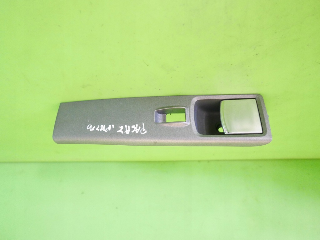 фото №1, Ручка внутренняя правая перед lancia musa i fl 07-