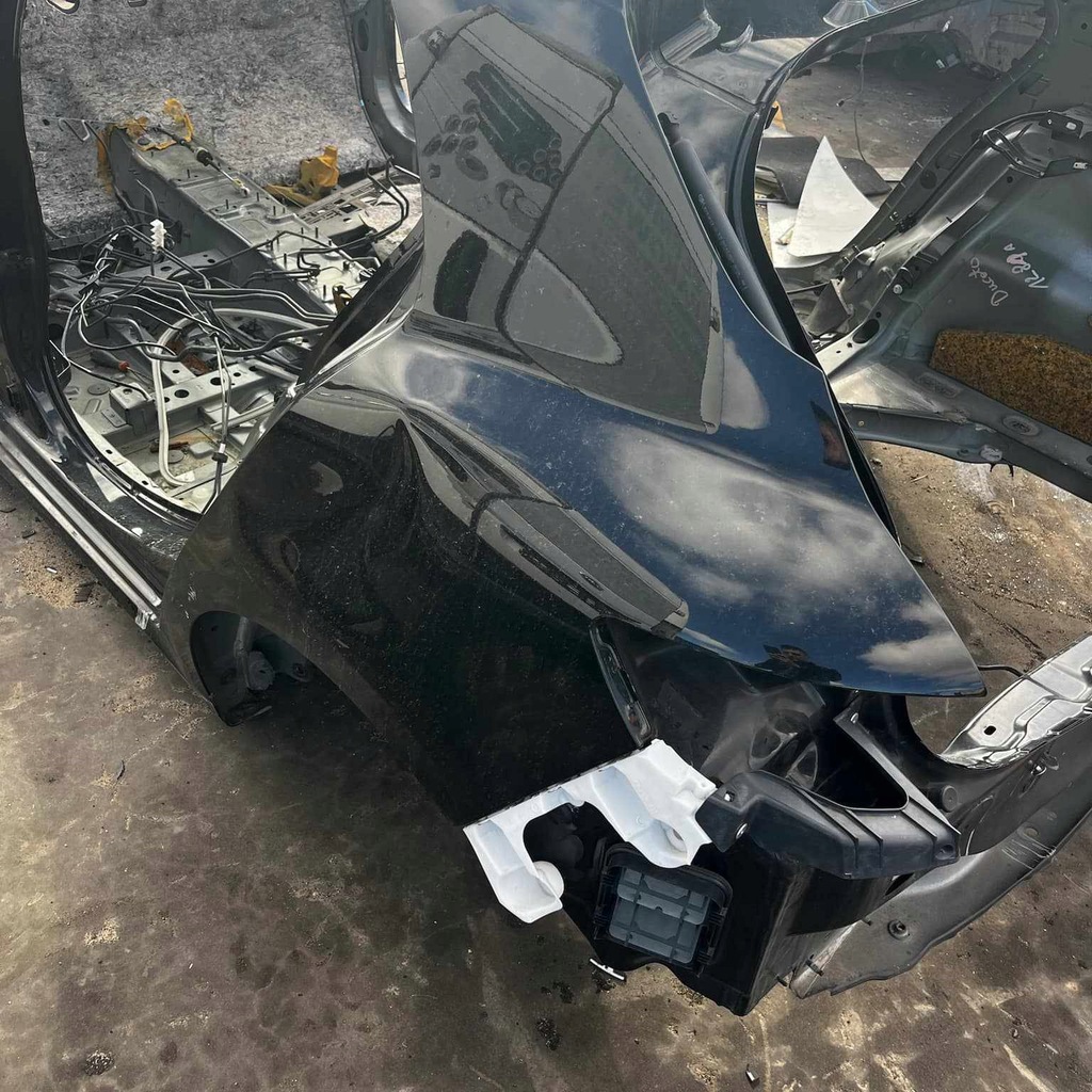 фото №1, Крила лівий задній чверть лівий задня обшивка renault megane 4 2020