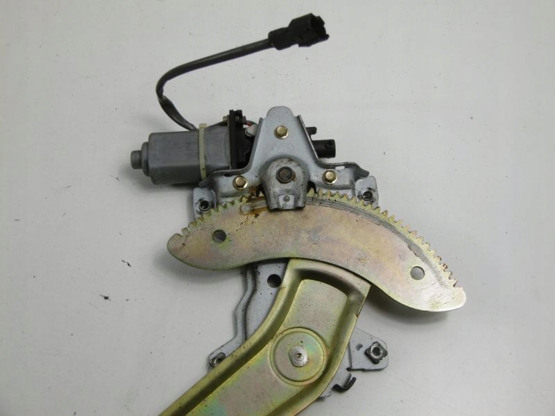 фото №3, Kia carnivale i підйомник скло перед правий