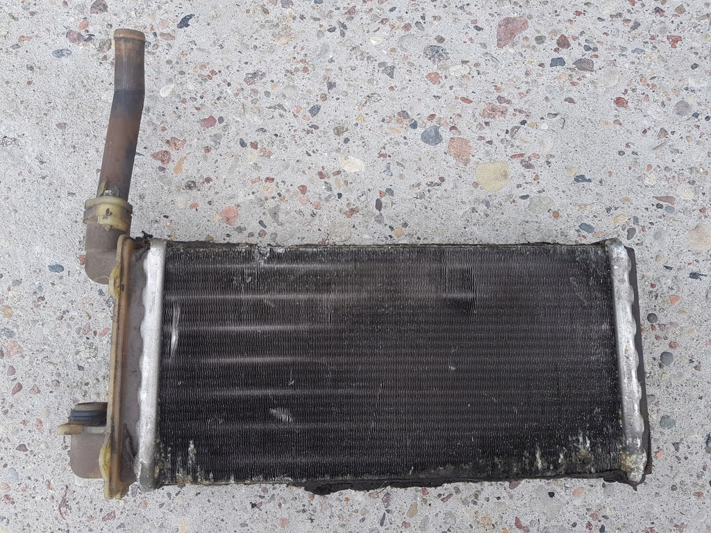 фото №7, Вкладыш отопителя 8 391 362 bmw e30 316i 320i 325i m10 m20 m40