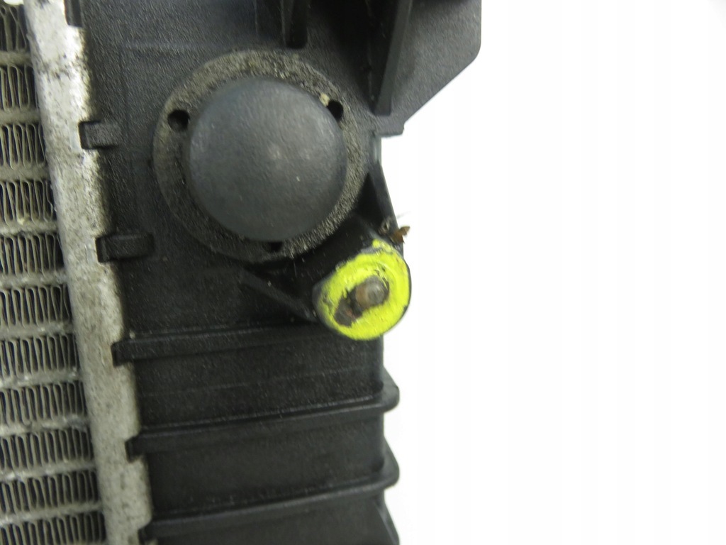 фото №5, Радиатор wody audi a4 b7 2.0 tfsi 8e0121251ae