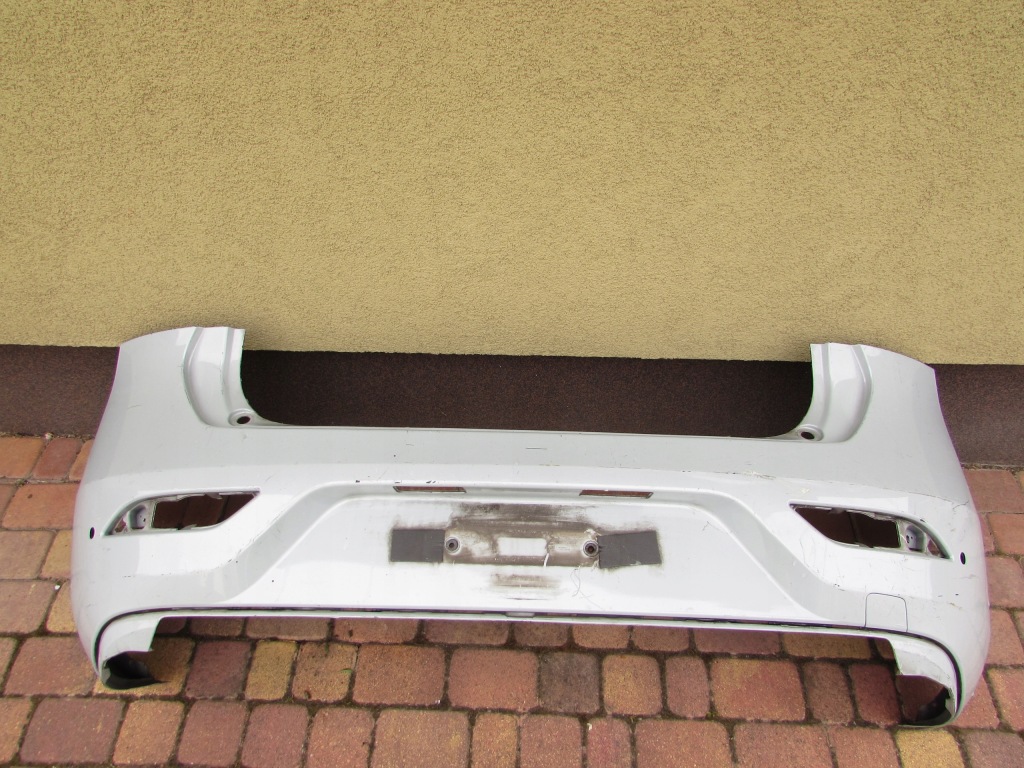фото №1, Volvo v40 ii 12- бампер задняя