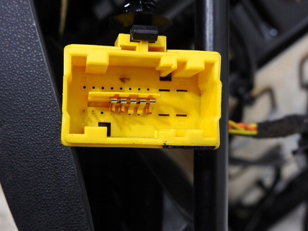 фото №9, Сиденье правый перед citroen c3 picasso