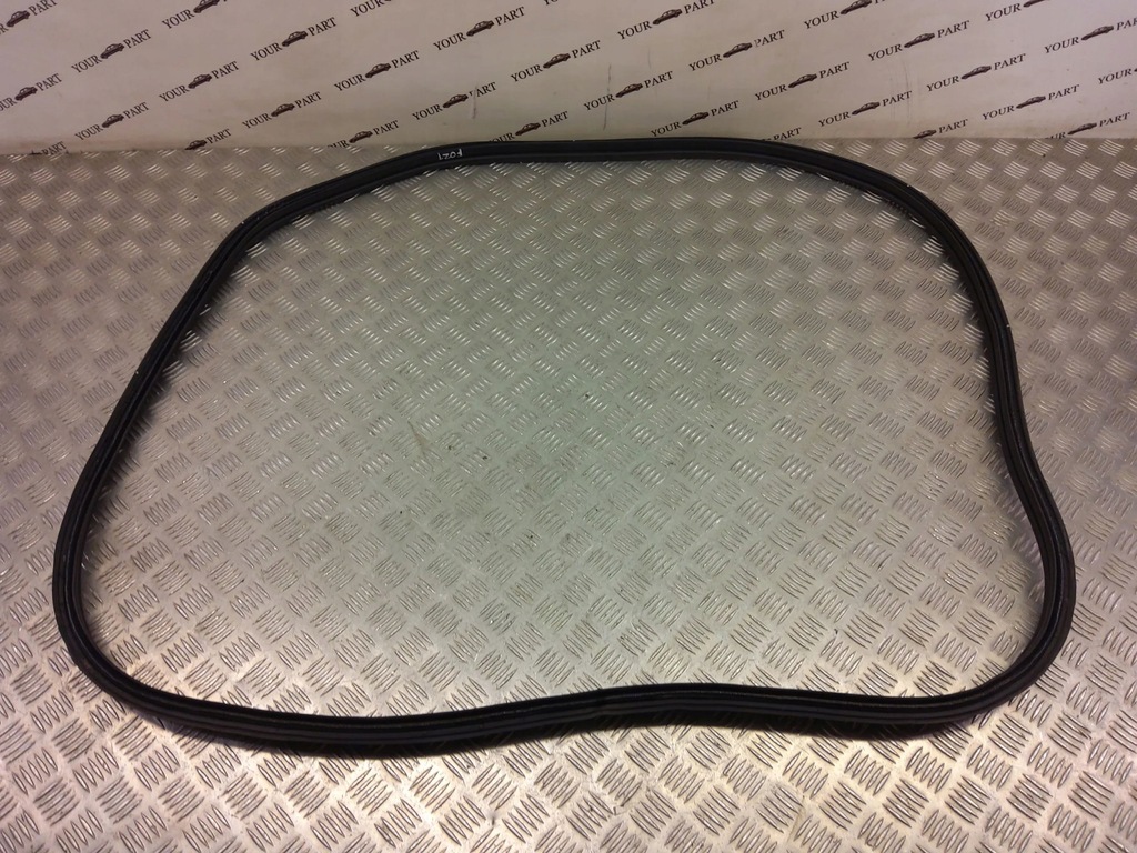 фото №10, Kia niro 2021 гумовий прокладка двері передніх