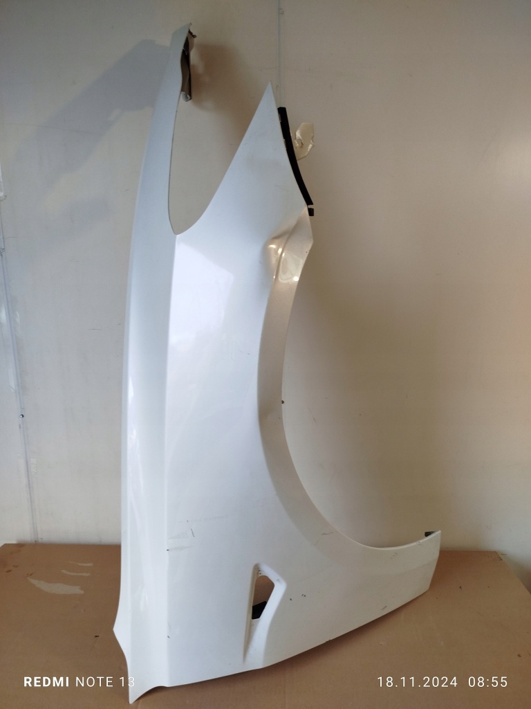 Купити Крила tesla 3 iii