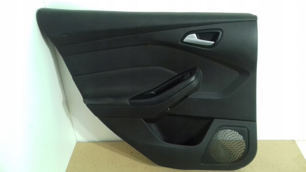 фото №8, Обшивка обшивки двері ford focus mk iii 2015 kombi