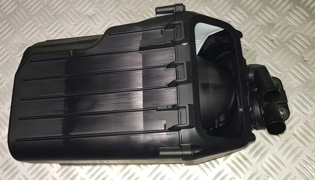 фото №7, Mercedes c w206 sl w232 2.0 c43 43 amg корпус фільтра повітря a1390909301