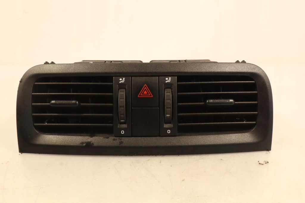 Купити Решітка обдув середня skoda fabia ii рестайлінг