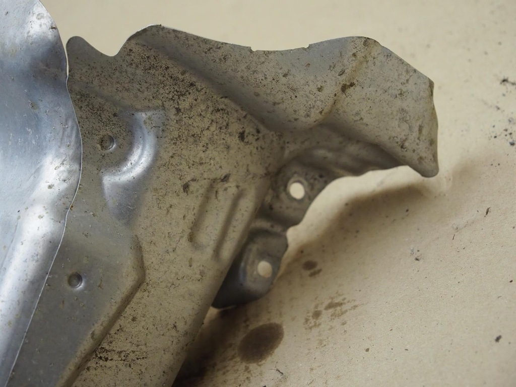 фото №5, Защита тепловая редуктор bmw 2 f46 688218301