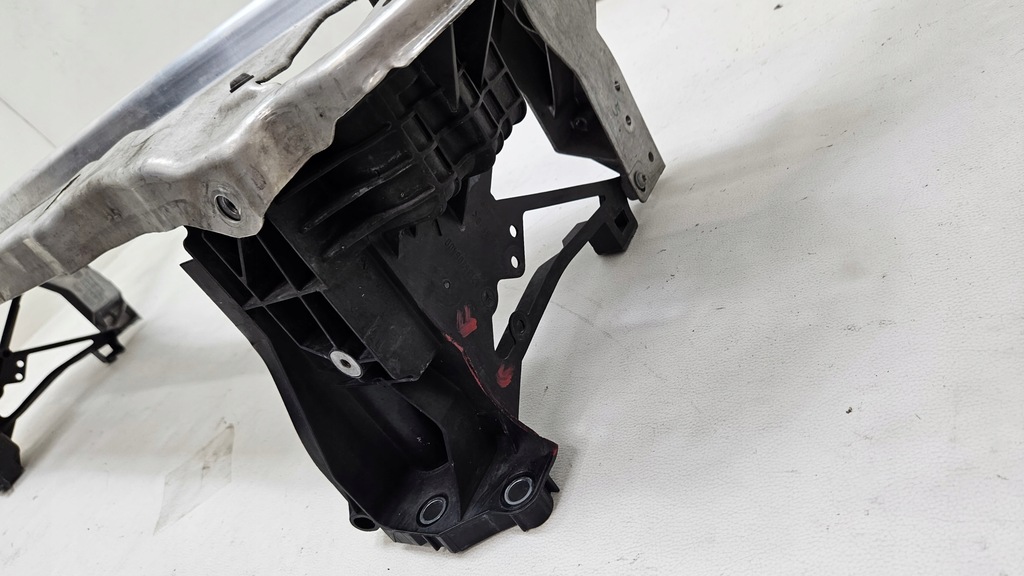 фото №9, Pas передній підсилювач mercedes a2136260600