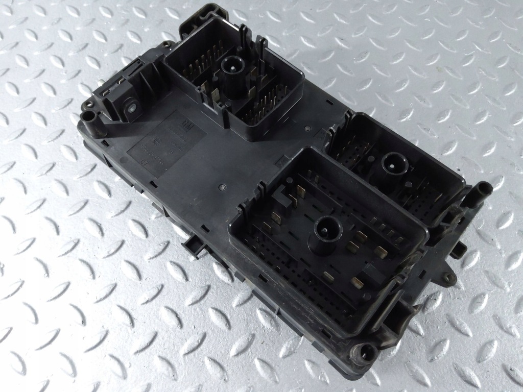 Коробка предохранителей комплектная cadillac xts 22873758 с Разборки