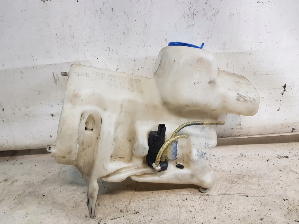 фото №1, Бачок омивача mercedes vito w638 6388690820 + помпа