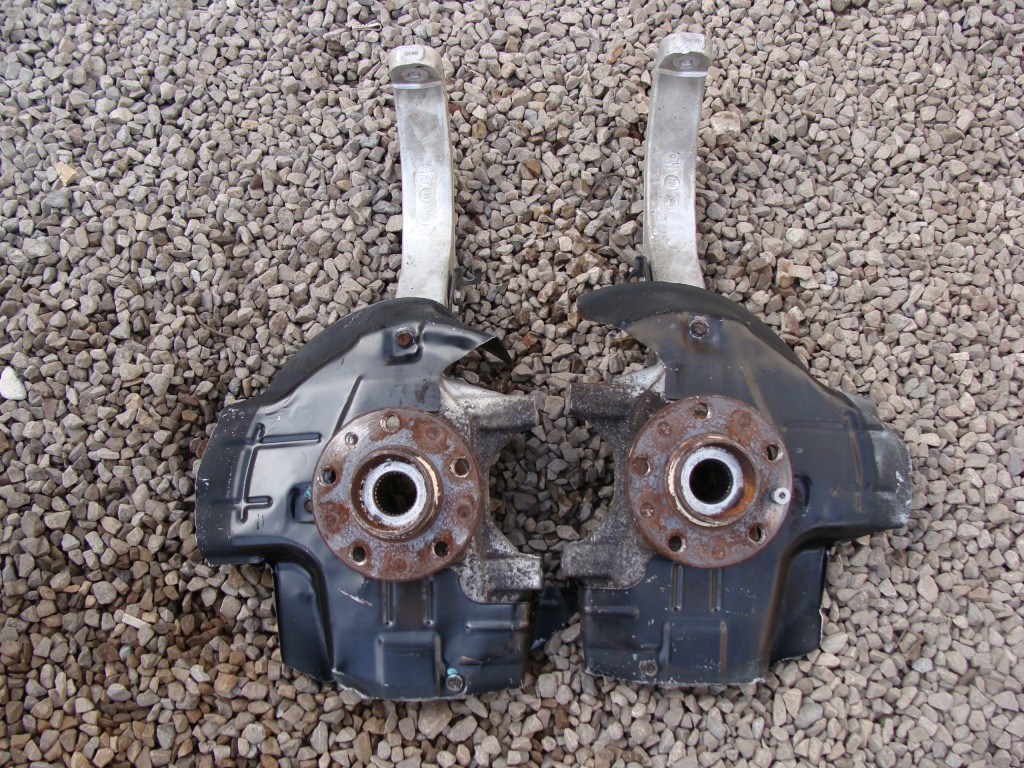 фото №3, Поворотный кулак правая alfa romeo 159 brera lift !!!