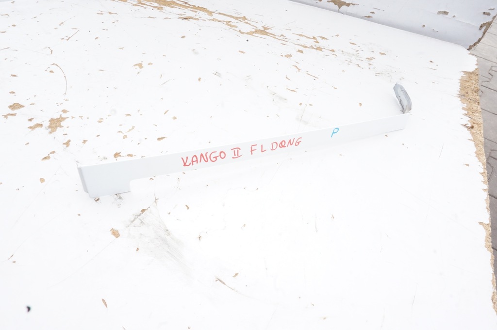 фото №1, Молдинг крила правий задня renault kangoo 2 ii fl