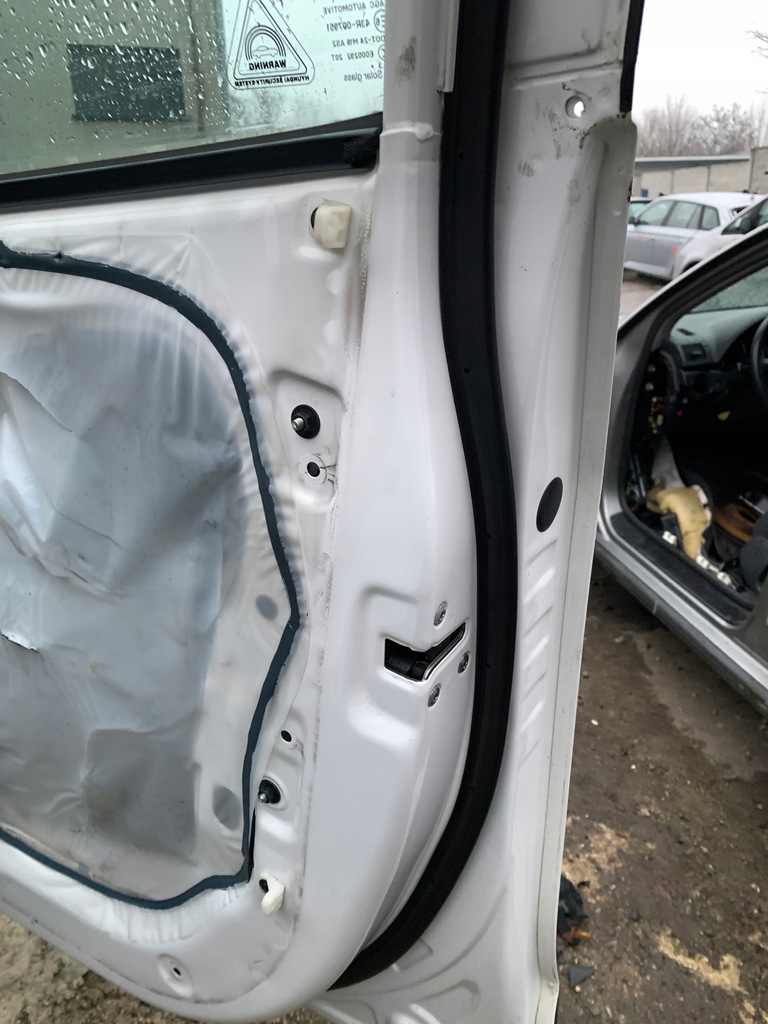 фото №13, Hyundai ix35 дверь правое передние цвет tcw