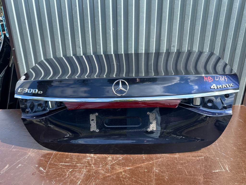 фото №1, Крышка багажника багажника mercedes e klasa w214 sedan