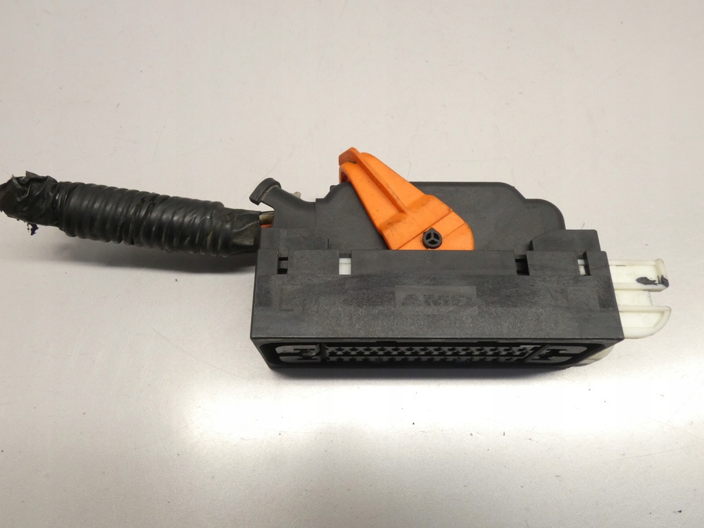 фото №1, Штекер насоса abs opel agila ii b splash 1.0 k10b 08-14