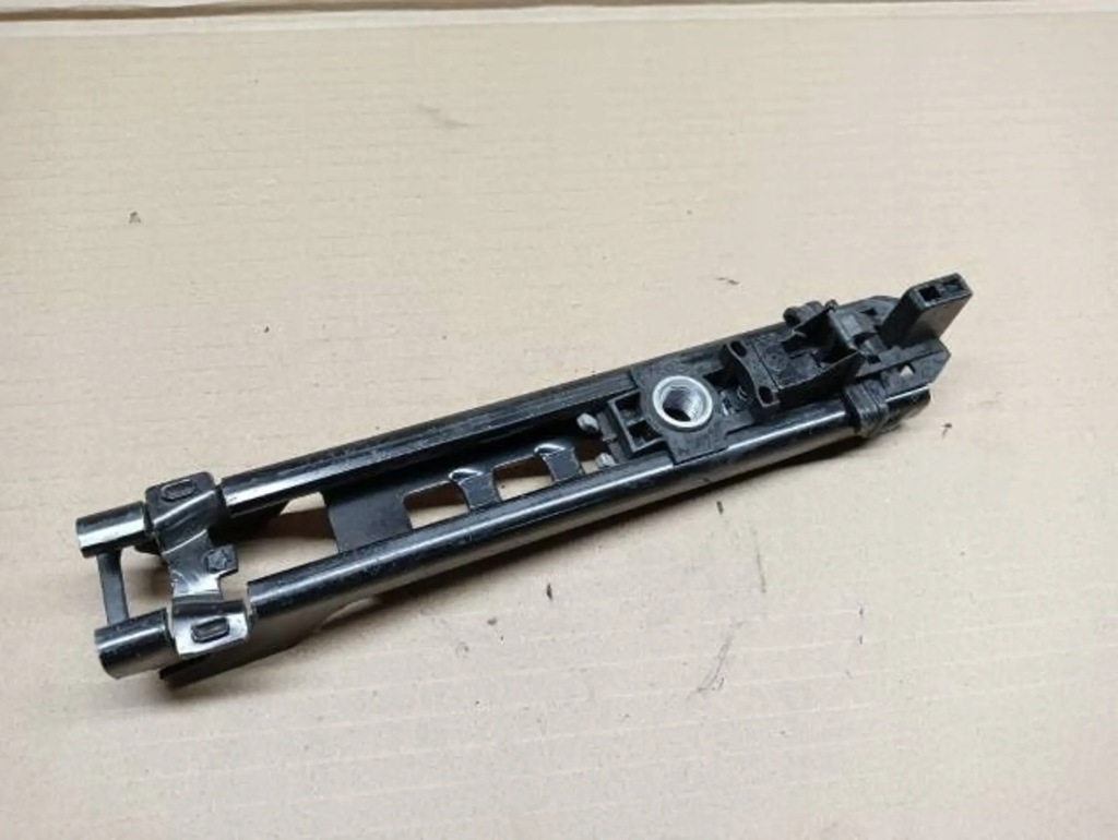 фото №1, Регулировка высоты поперечина 5k0857819a skoda octavia ii