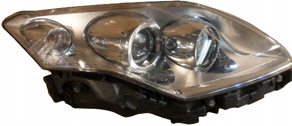 фото №1, Лампа правый перед eu 89901835 renault laguna iii 3 260100032r