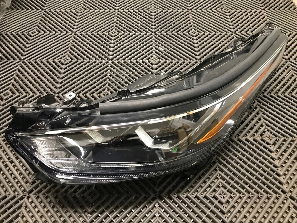 фото №1, Лампа левая перед toyota highlander full led 2019-