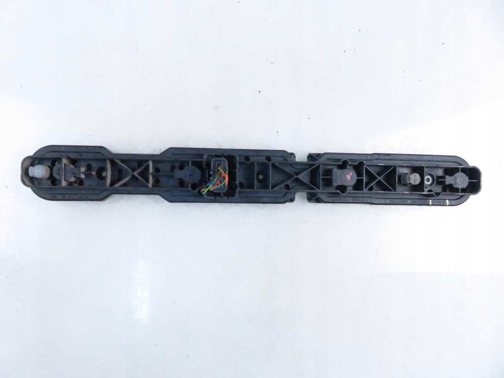 Вкладыш фары левое  задняя renault master 3 17109800 в Украине