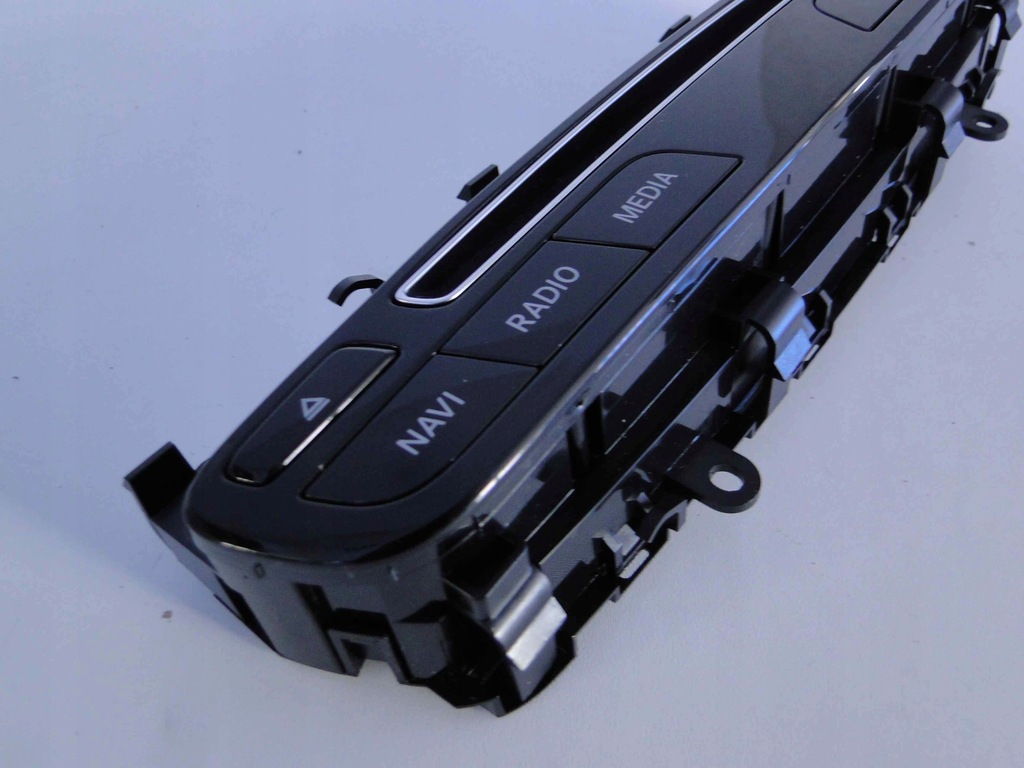 фото №3, Mercedes glc 253 перемикачі радіо navi аварійна