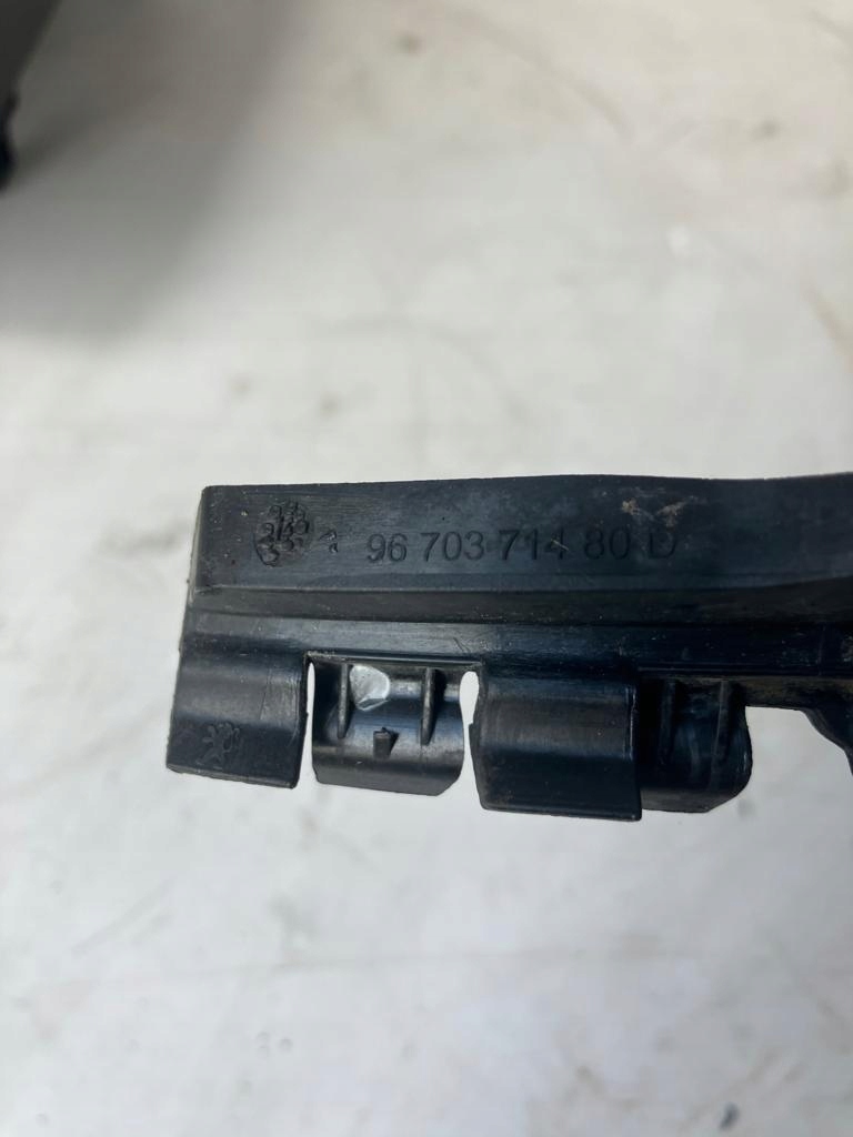 фото №5, Кронштейн жабо праве peugeot 508 9670371480