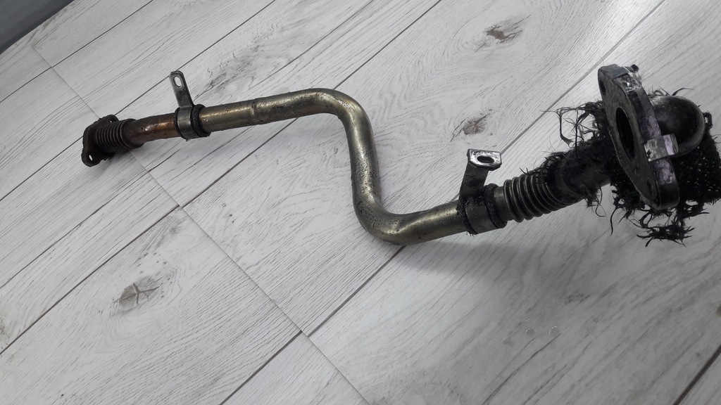 фото №3, Touareg 7l 5.0 шланг трубка egr выхлопных газов