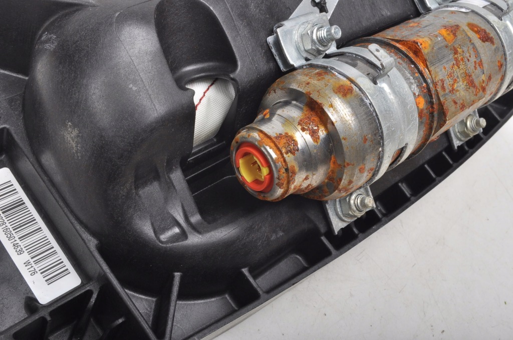 Mercedes gla w156 подушка подушка безопасности пассажира 1768600002 с Разборки