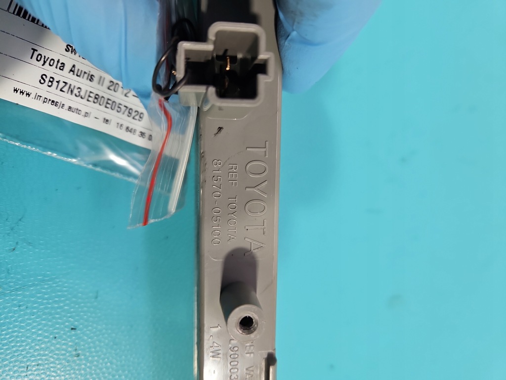 фото №6, Третий свет стоп стоп-сигнал toyota auris ii