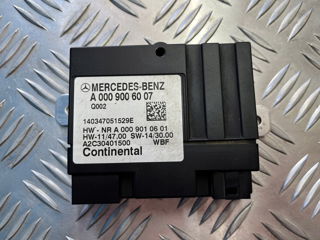 фото №1, Mercedes w222 модуль блок управления насоса топлива