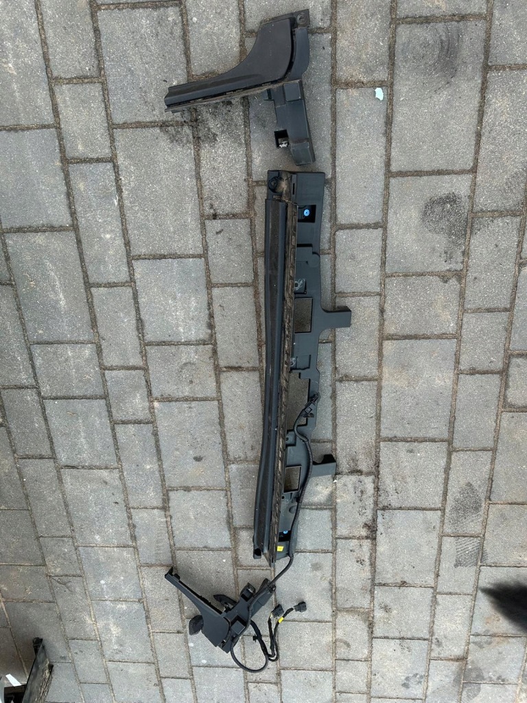 фото №1, Напрямна бампера задня renault kangoo iii 2021-