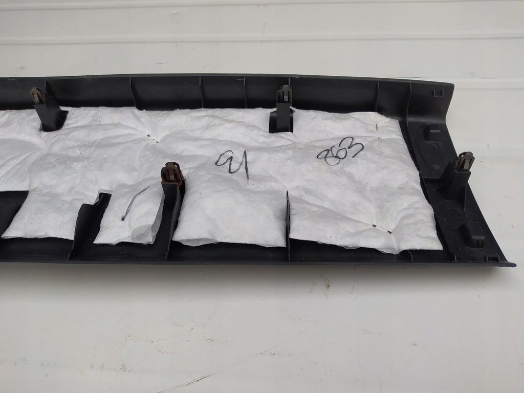 фото №10, Защита верхний крышки багажника - infiniti qx30