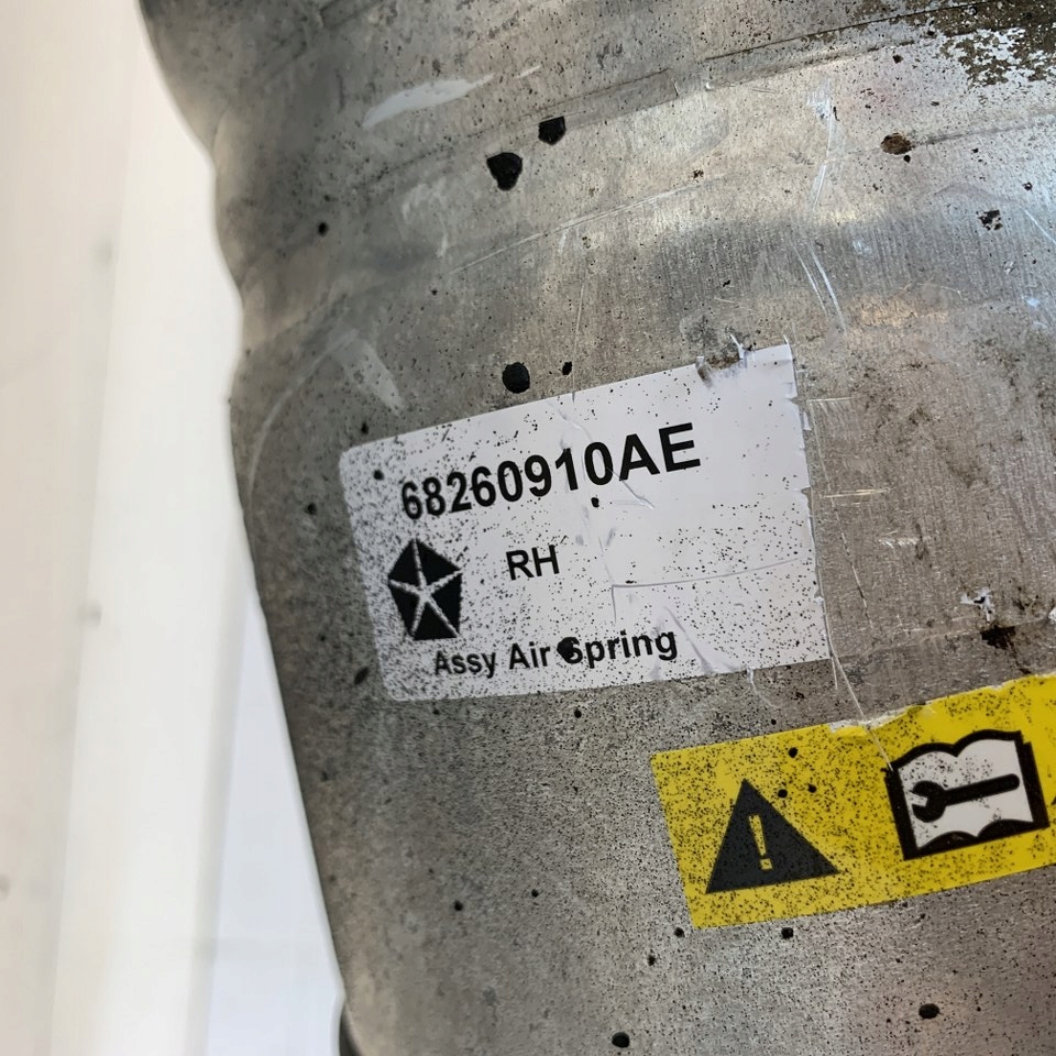 фото №11, Поворотный кулак правая перед чугунная kpl. амортизационная стойка dodge ram v 4x4 5.7 hemi 21r