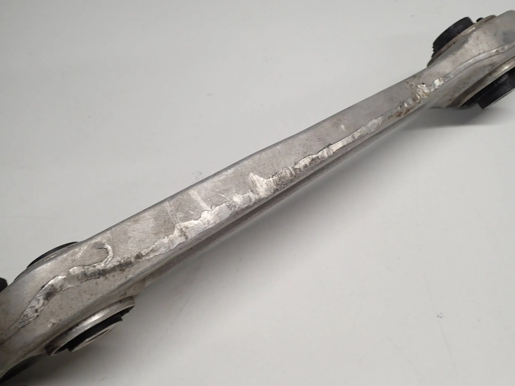 фото №5, Audi a6 c7 2,0 tfsi рычаг правый 8k0407156c