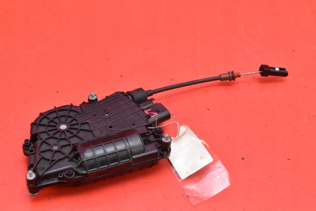 Купити Моторчик доводчик двері лівий задній bmw f02 08-12