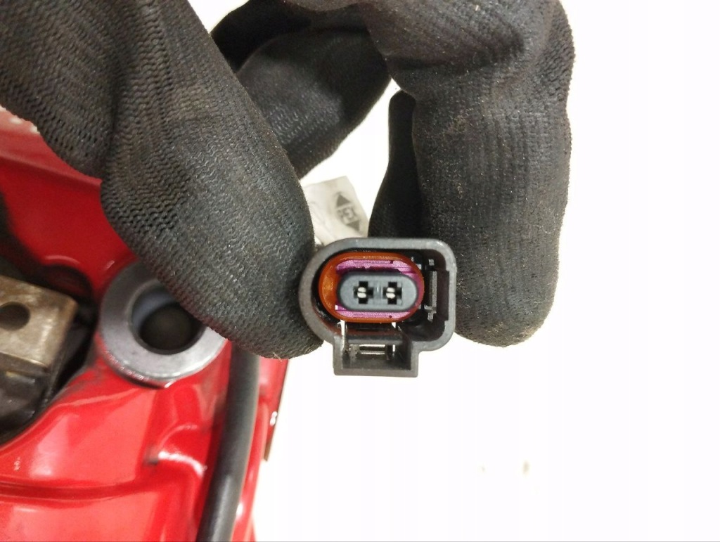 Супорт гальма porsche taycan 4s 2022 з передній po правої 7pp615123 в Україні