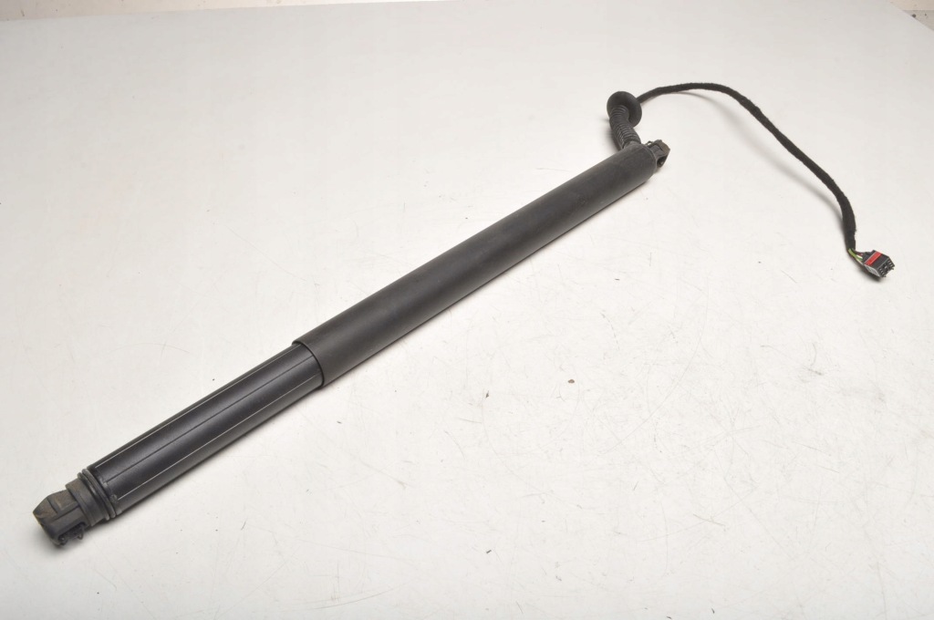 фото №1, Volvo xc90 ii привід амортизатор кришки 31371096