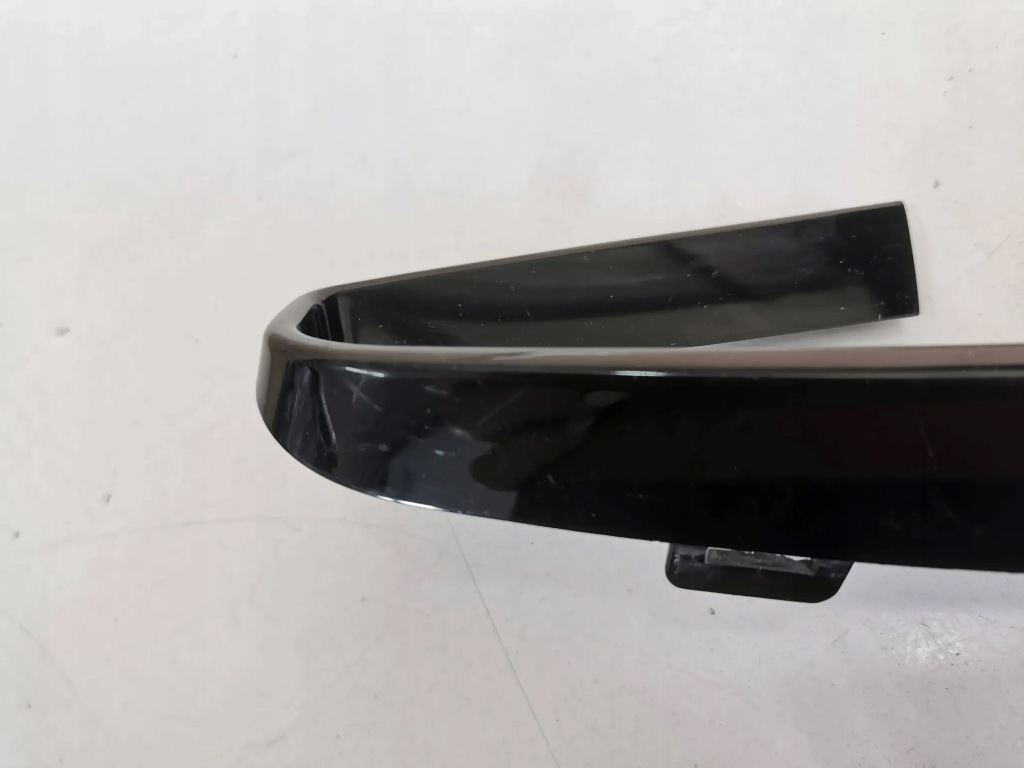 Молдинг левый решётки бампера bmw x-3 g01 m-pakiet дорестайлинг  правая 831. Цена