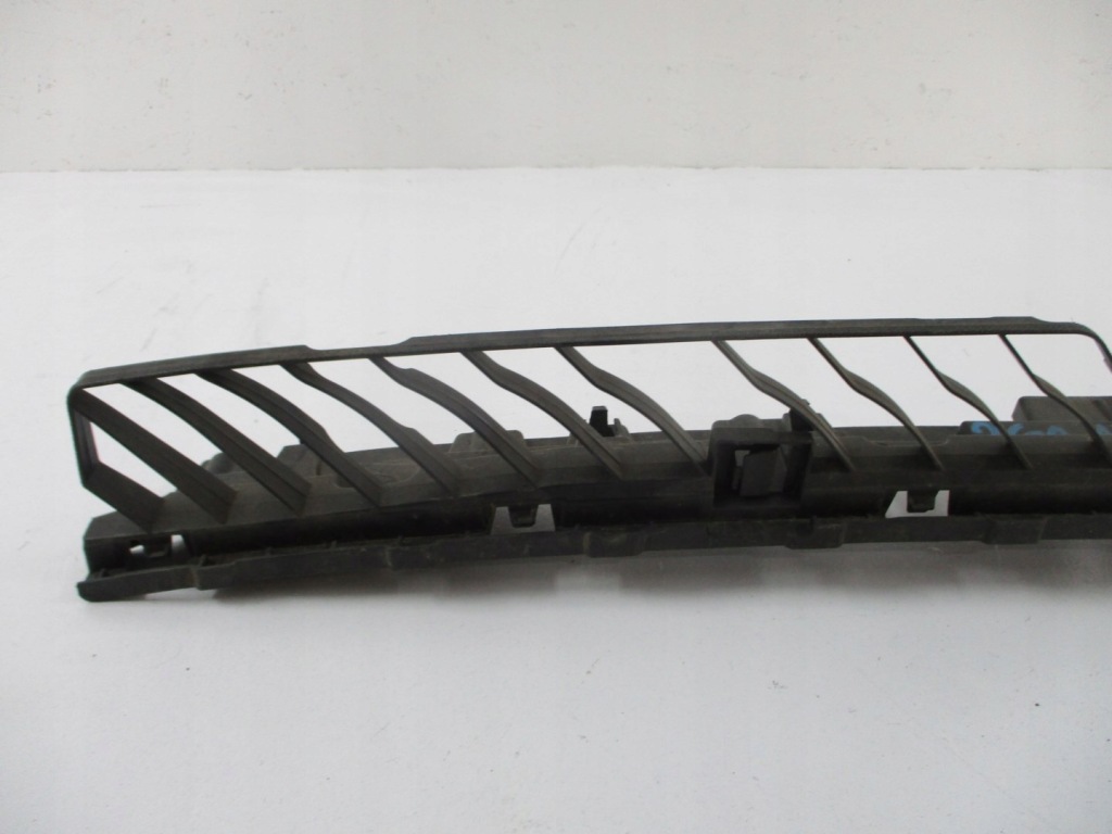 фото №2, Направляющая бампера vw t-roc 2ga 2ga807863a