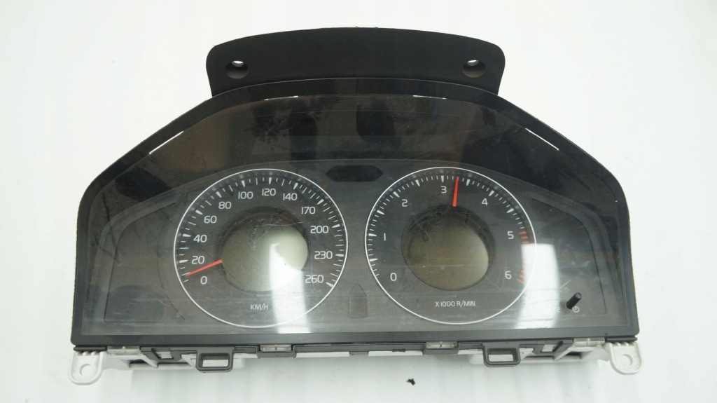 фото №1, Volvo счетчик приборы v70 iii 31270899