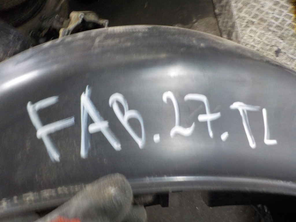 фото №5, Skoda fabia 2011r 1.2b подкрылок левый задняя 5j6810971