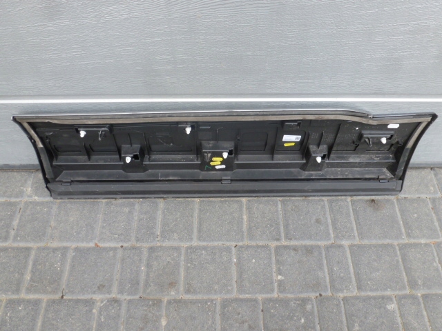 фото №2, Молдинг na двері задня audi q7 4m0