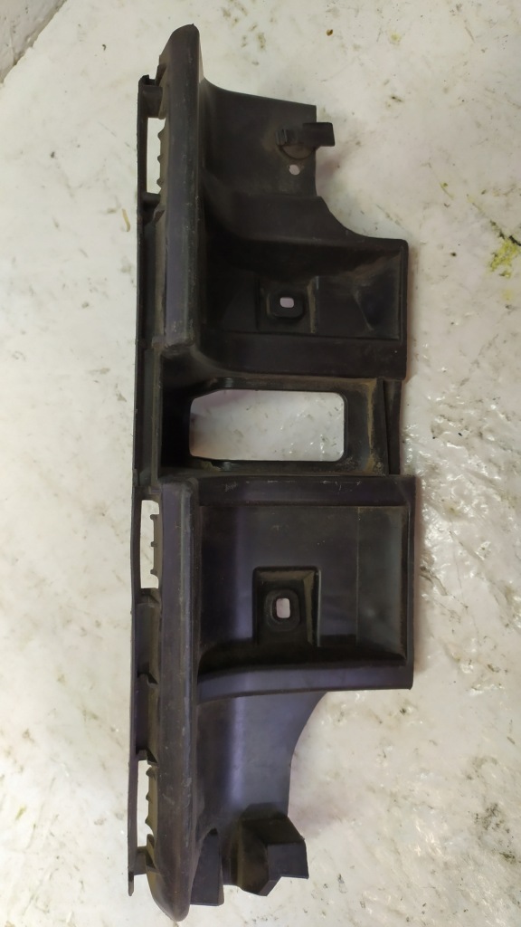 фото №1, Volvo c30 напрямна кронштейн бампера лівий задня